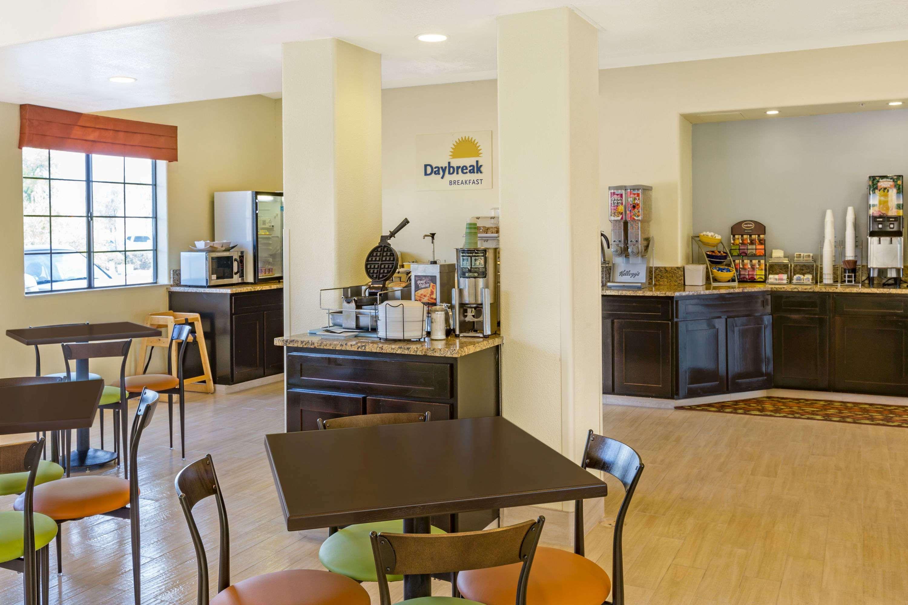 Days Inn & Suites By Wyndham Tucson/Marana מראה חיצוני תמונה
