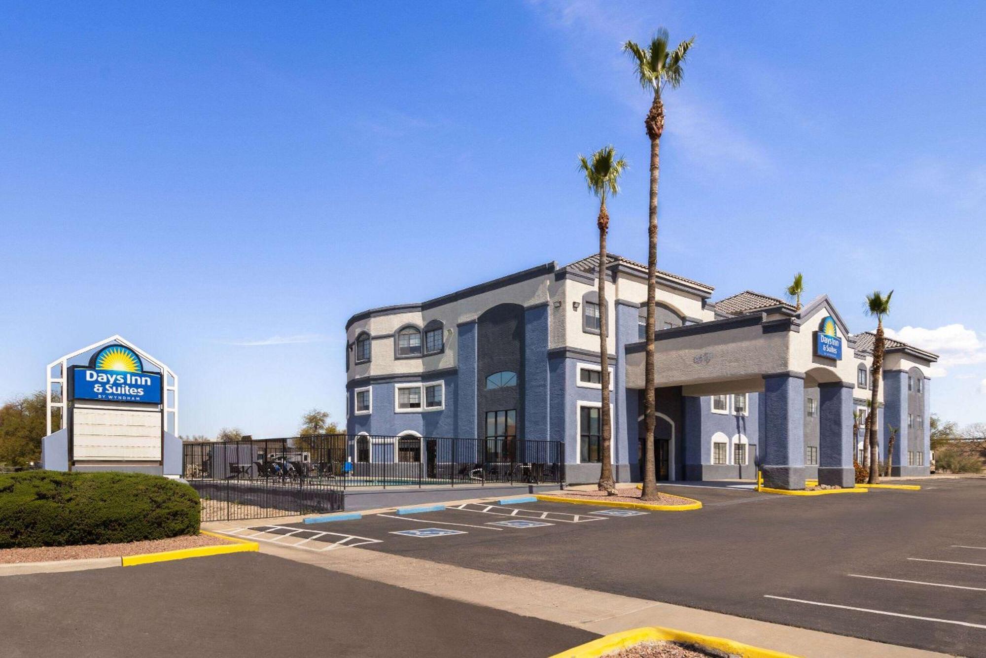 Days Inn & Suites By Wyndham Tucson/Marana מראה חיצוני תמונה