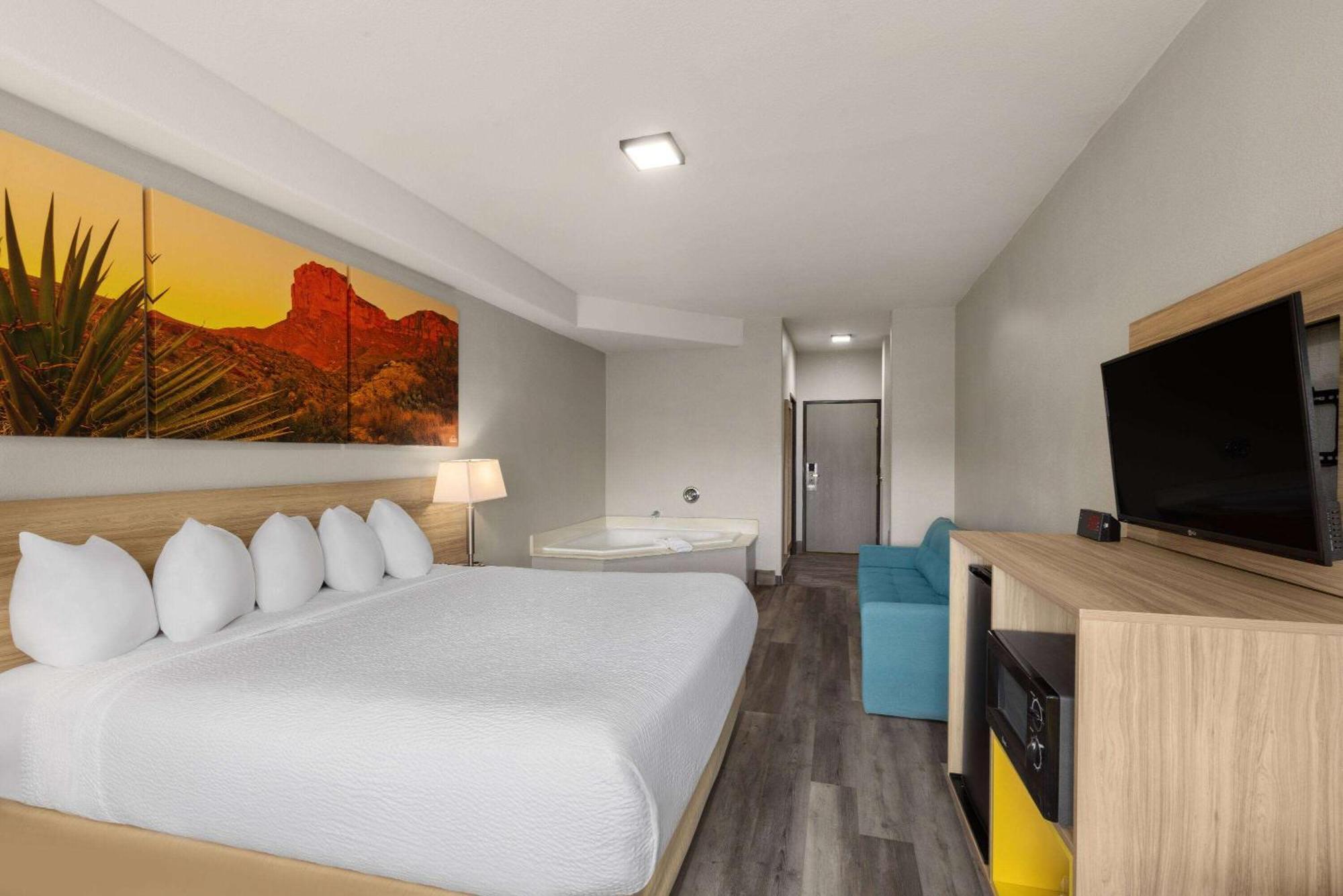 Days Inn & Suites By Wyndham Tucson/Marana מראה חיצוני תמונה